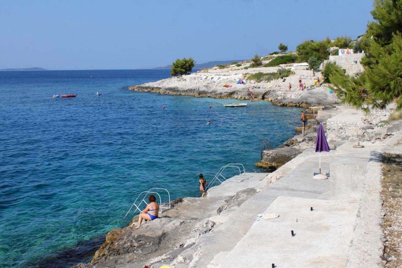 Apartments By The Sea Rastici, Ciovo - 2104 Trogir Exterior photo