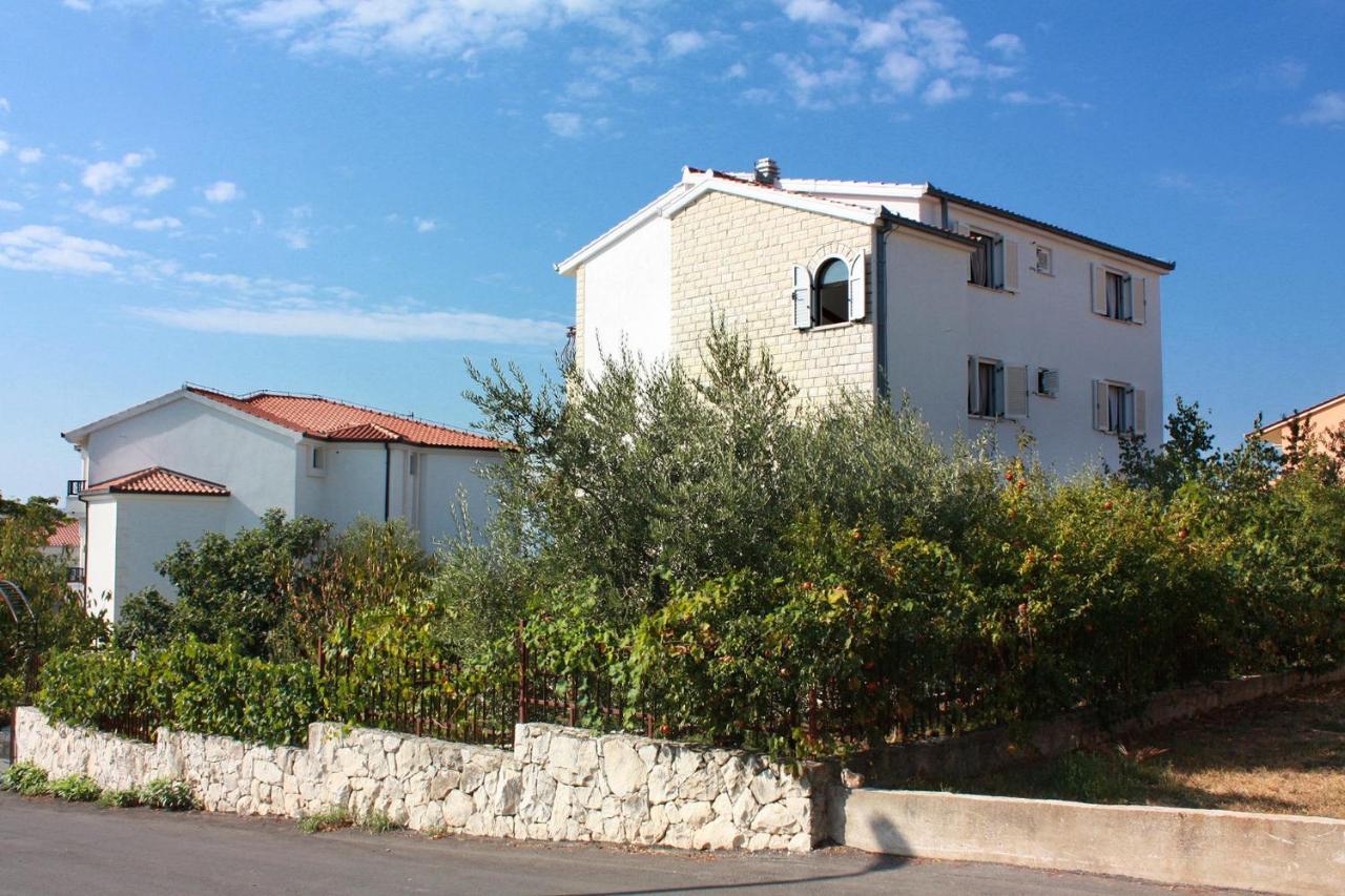 Apartments By The Sea Rastici, Ciovo - 2104 Trogir Exterior photo
